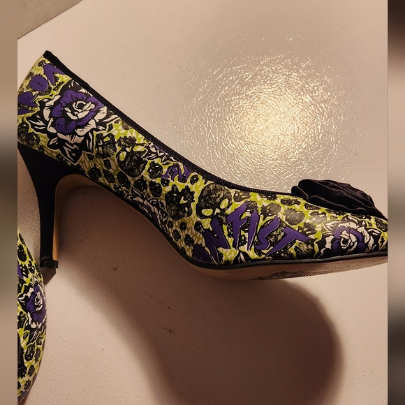 Iron Fist Skulls and Roses - Picture 3 of 7